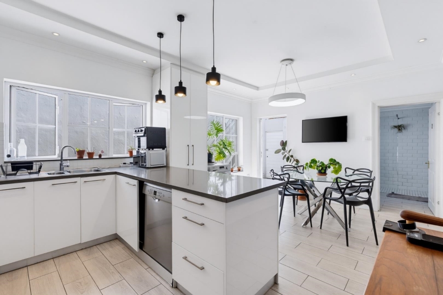 2 Bedroom Property for Sale in Observatory Western Cape
